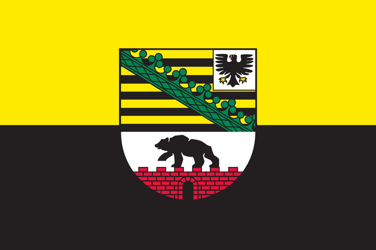 Flagge Sachsen-Anhalt mit Wappen