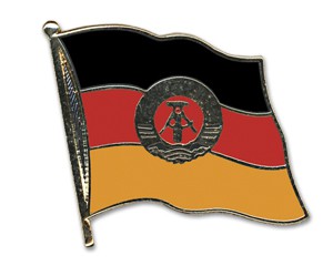 Flaggenpin DDR