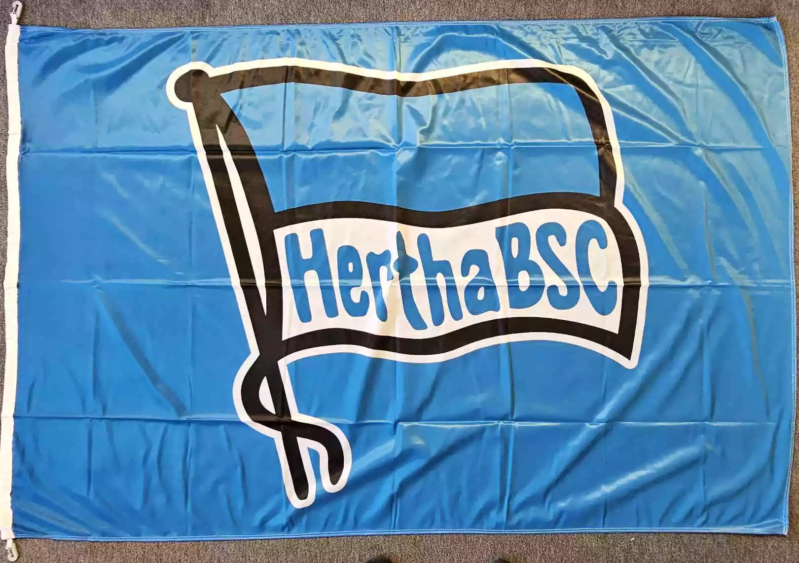 Hertha BSC Hissflagge