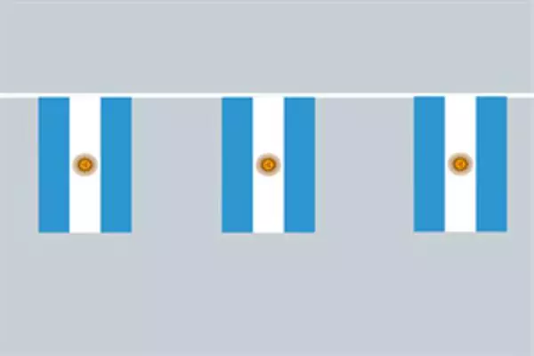 Flaggenkette Argentinien mit Wappen